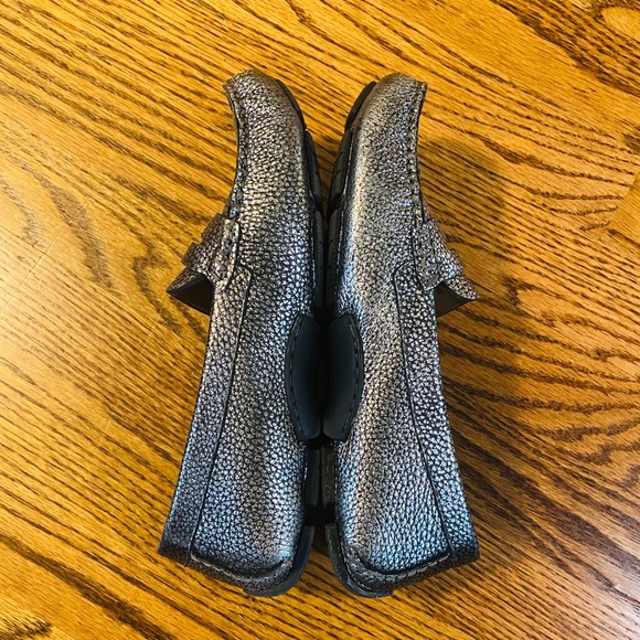 Naturalizer Silver Driving Loafers - Picture 8 of 8